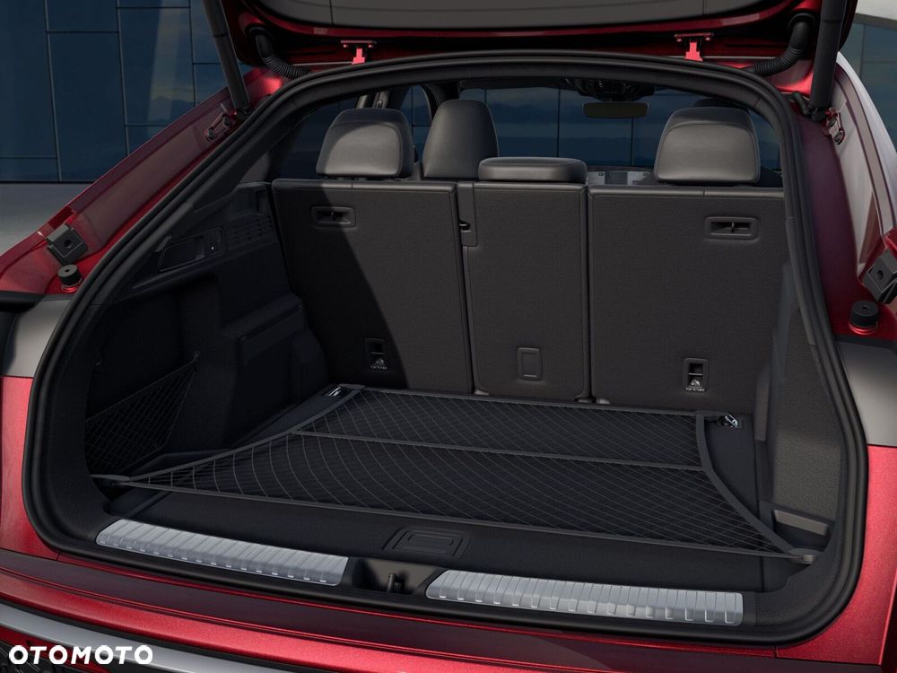 Audi Q5 Sportback - 9