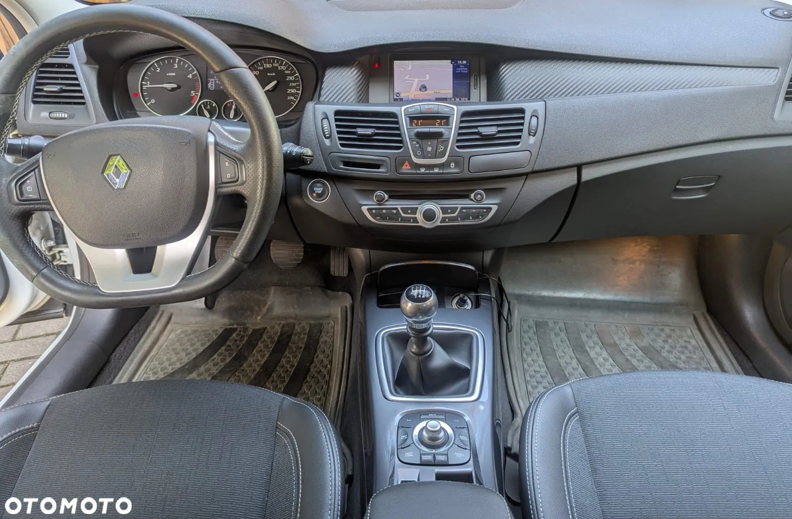 Renault Laguna - 11