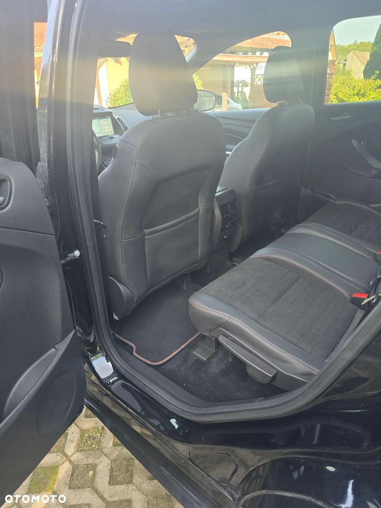 Ford Kuga - 5