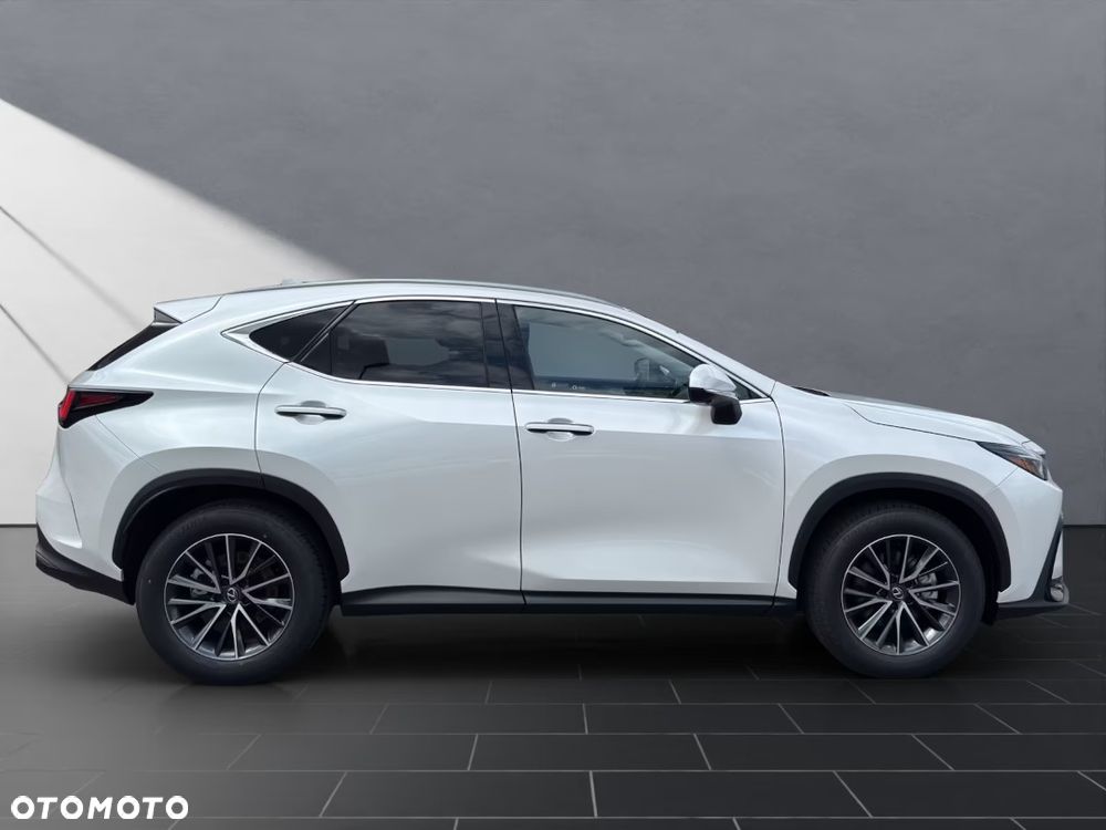 Lexus NX 350h Prestige 2WD - 7