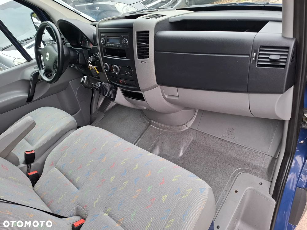 Volkswagen Crafter 2011 2.5TDI L2H1 LONG KLIMA 3osobowy - 18