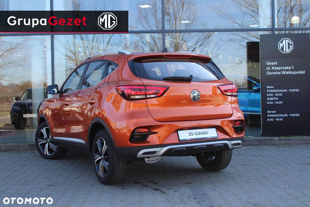 MG ZS - 4