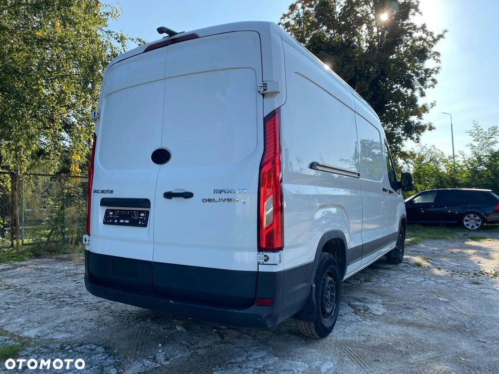 Maxus Deliver 9 - 24