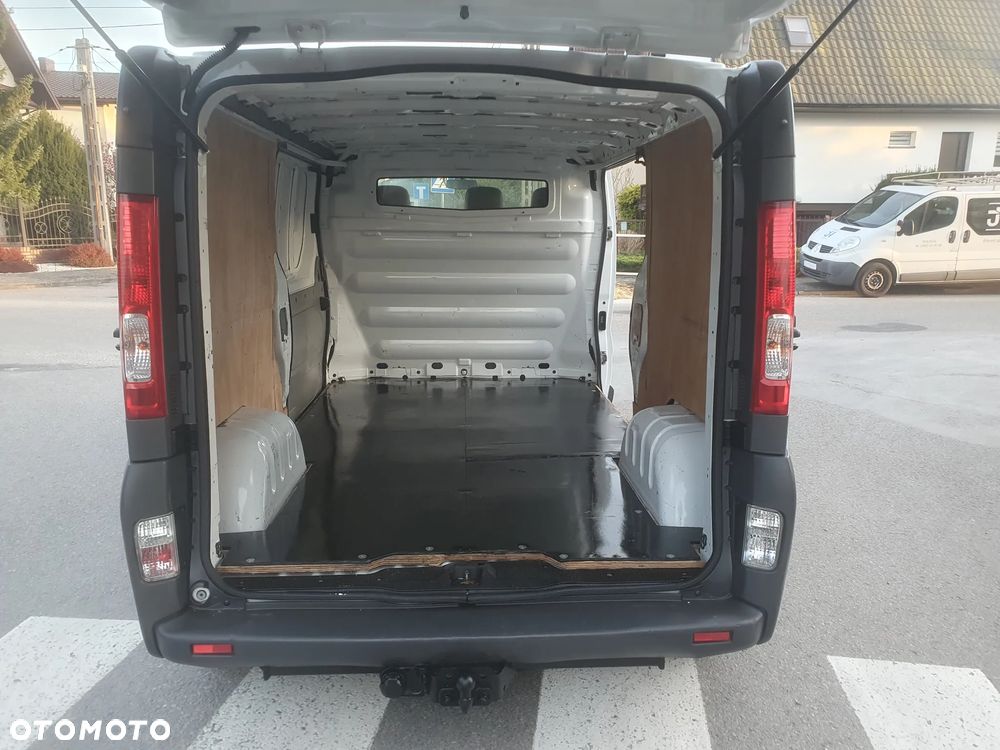 Opel Vivaro - 22