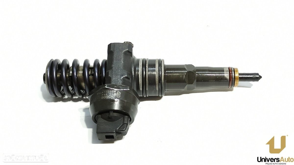 INJETOR VOLKSWAGEN TOUAREG (7LA) TDI V10 - 2