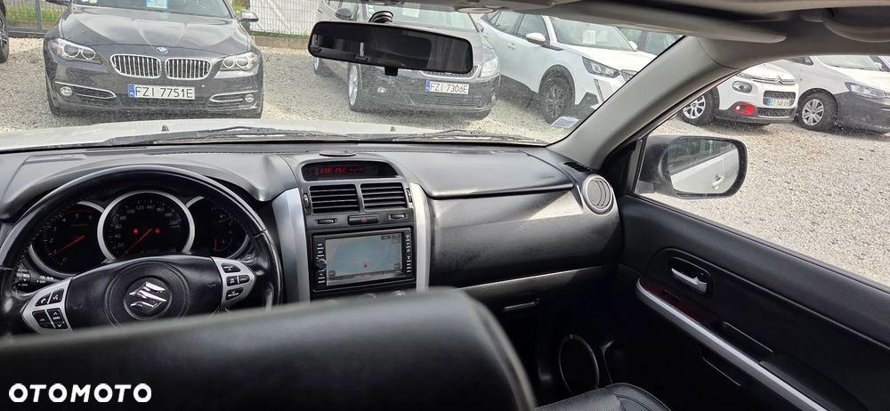 Suzuki Grand Vitara - 17