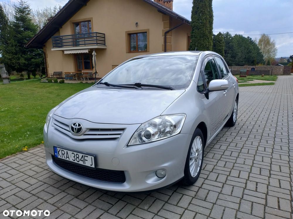 Toyota Auris 1.33 VVT-i - 16