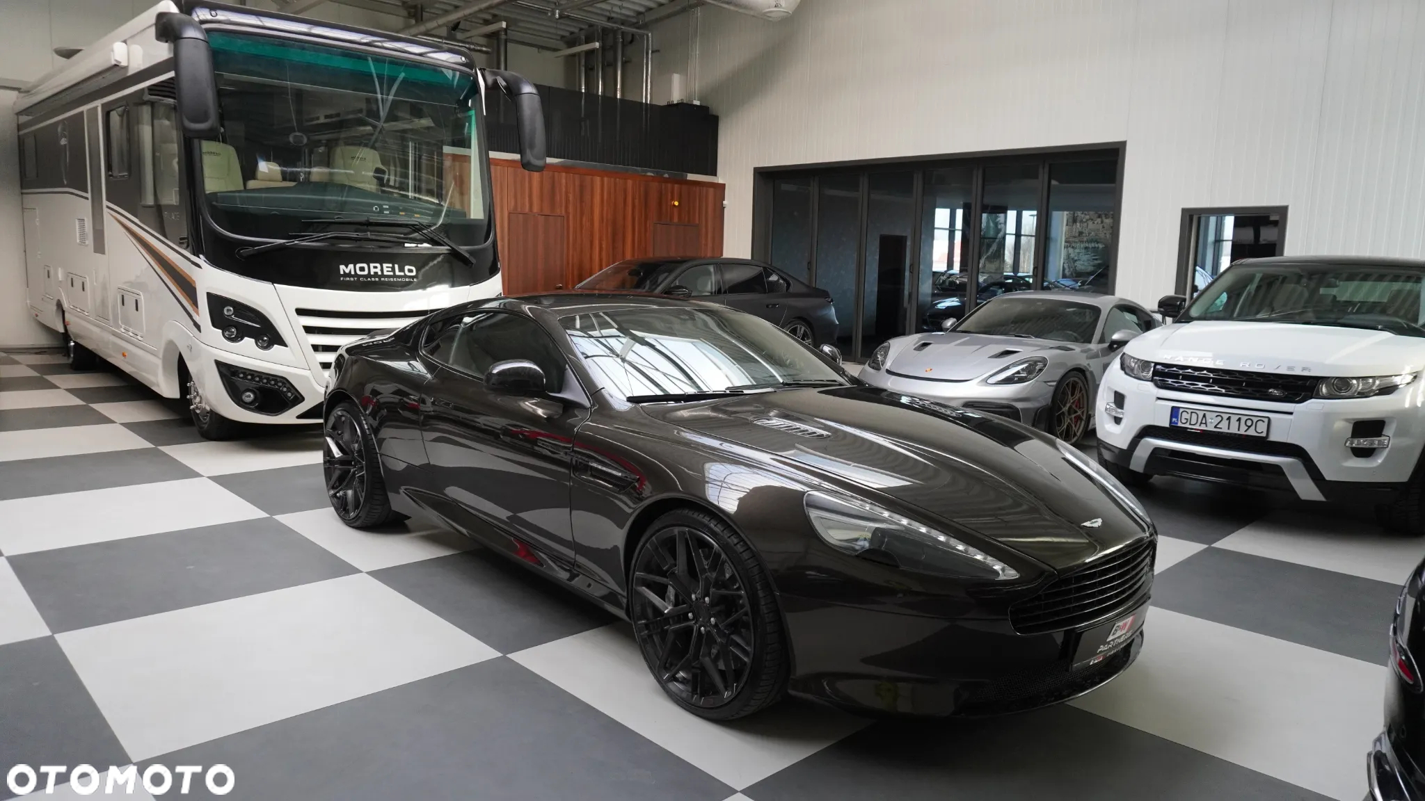 Aston Martin DB9 Touchtronic - 11