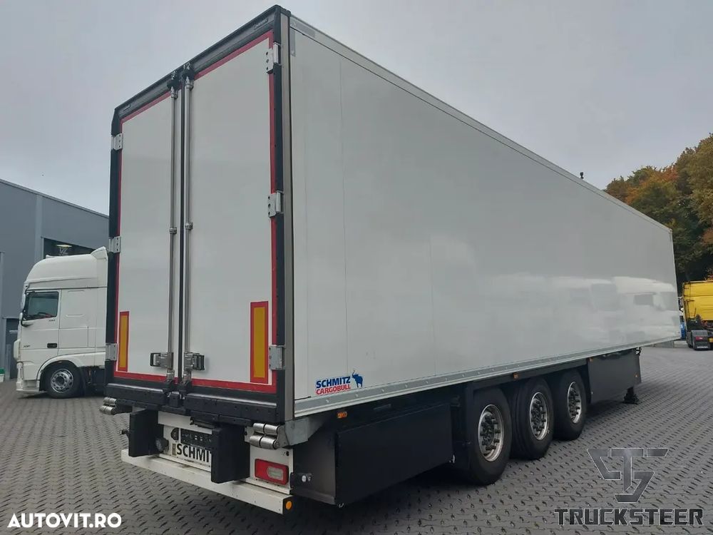 Schmitz Cargobull SKO24 - 3