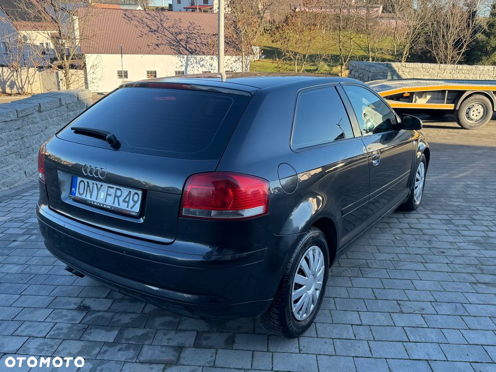 Audi A3 3-drzwiowe 1.9 TDI Ambition - 4