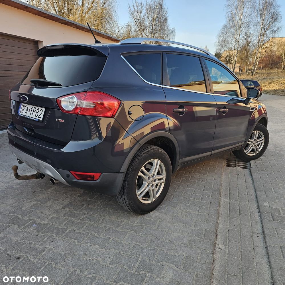 Ford Kuga - 4
