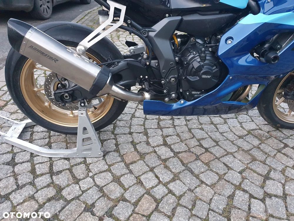 Yamaha R7 - 6