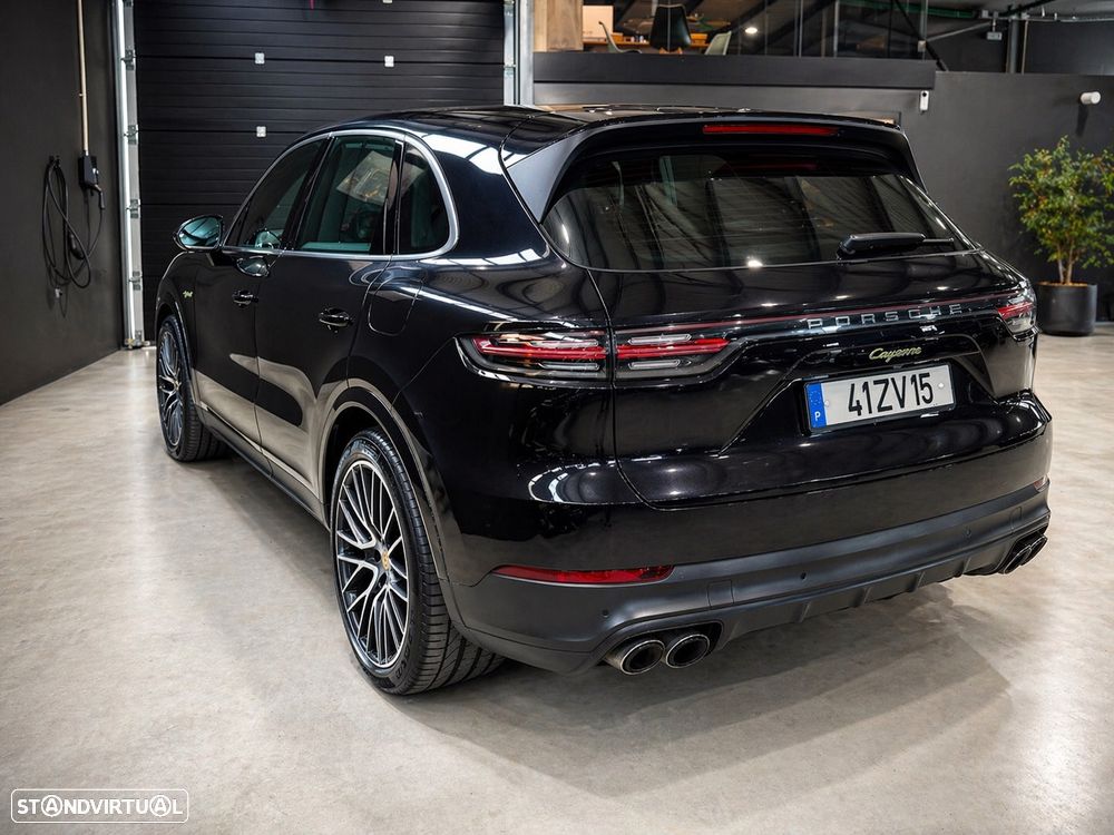 Porsche Cayenne E-Hybrid - 6