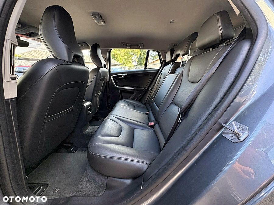 Volvo V60 D2 Drive-E Summum - 18