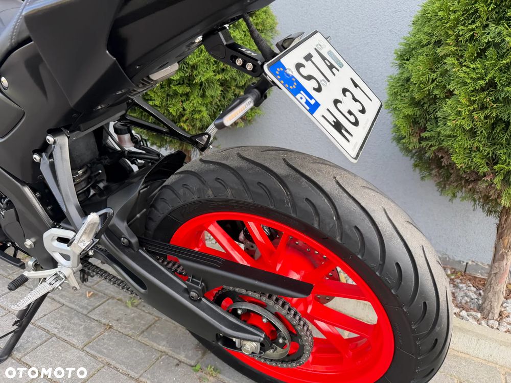 Yamaha MT - 30