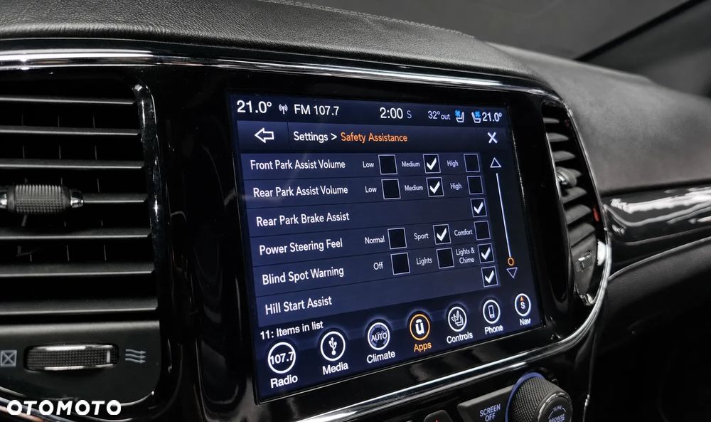 Jeep Grand Cherokee - 17