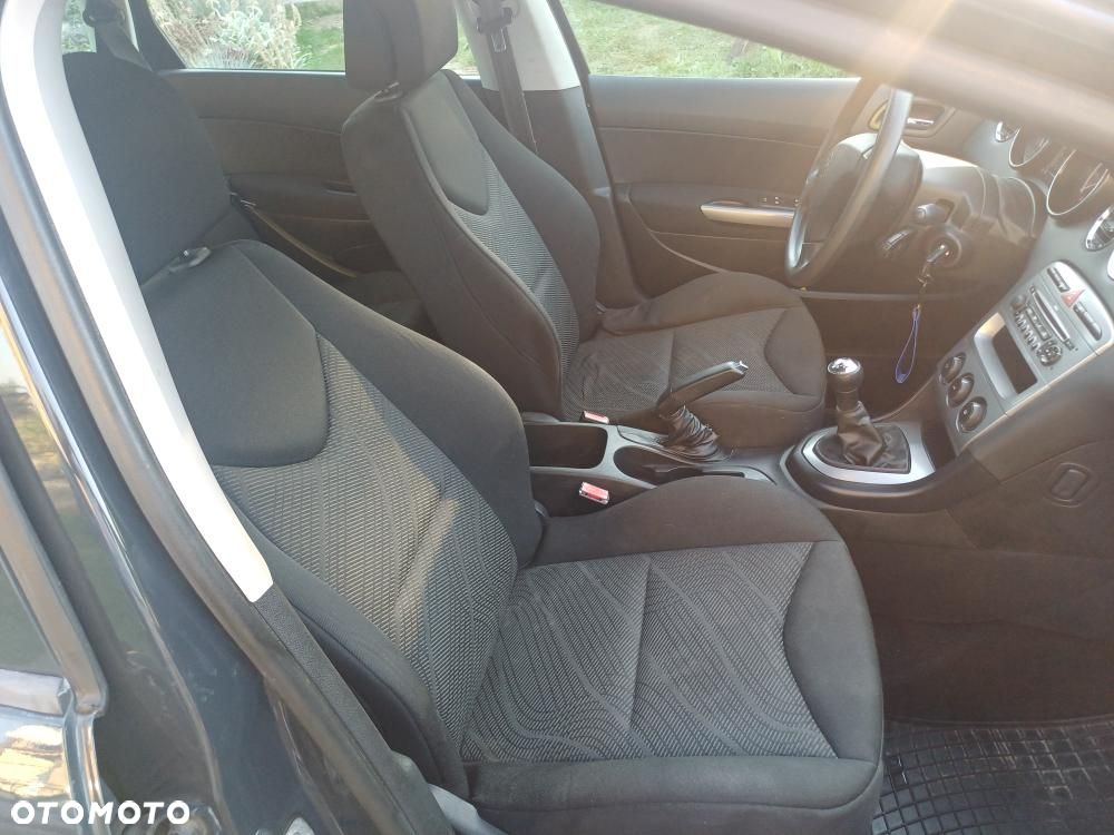 Peugeot 308 1.6 Premium - 11