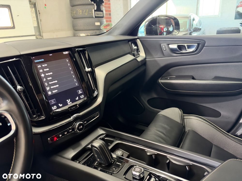 Volvo XC 60 - 28