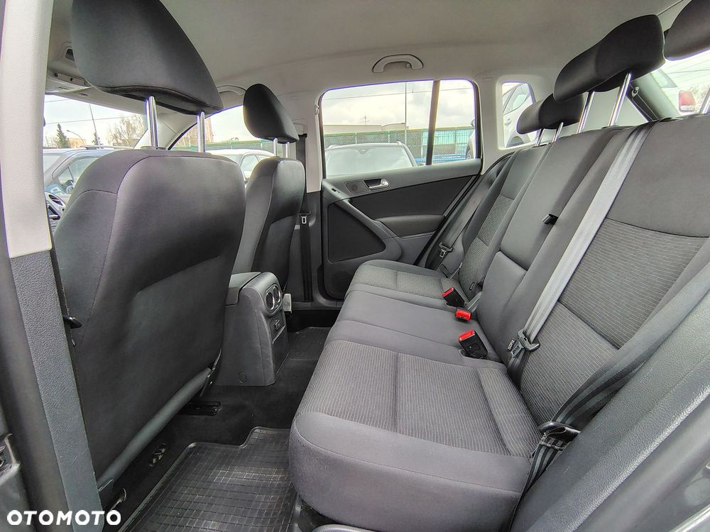 Volkswagen Tiguan 1.4 TSI Perfectline - 11