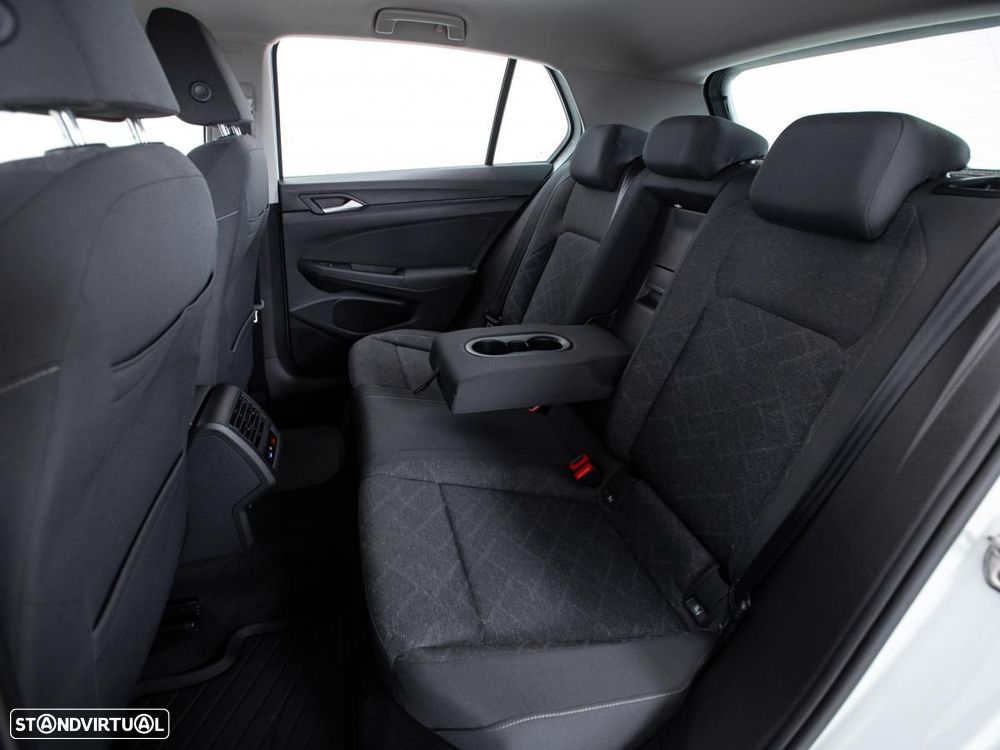 VW Golf 1.5 TGI Confortline DSG - 10