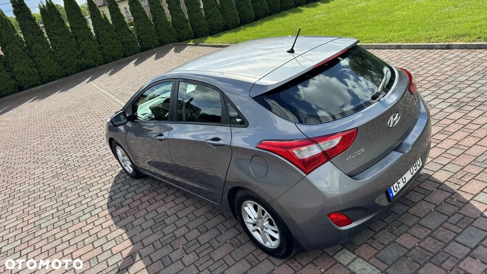Hyundai i30 blue 1.6 GDI Passion - 23