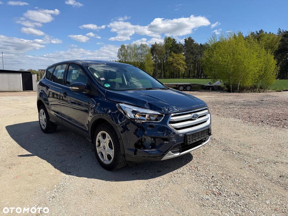 Ford Kuga 1.5 EcoBoost FWD Titanium ASS - 3