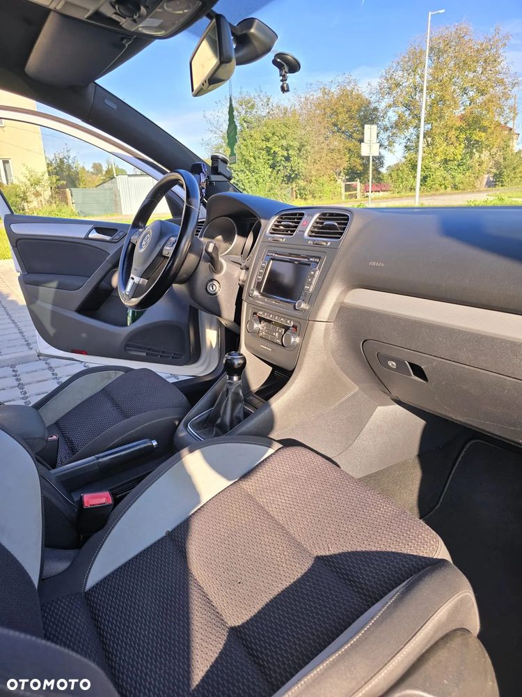 Volkswagen Golf VI 1.6 TDI Highline - 11