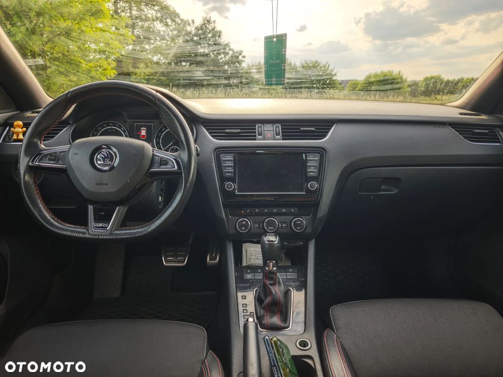 Skoda Octavia 2.0 TDI RS DSG - 13