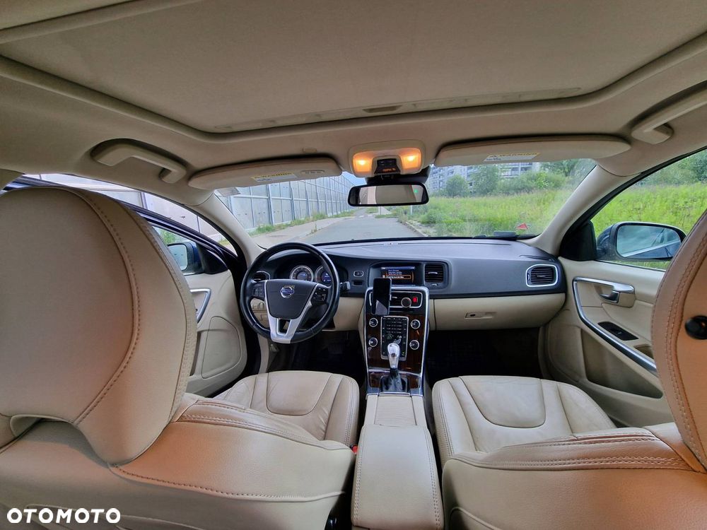Volvo S60 2.5 T5 - 18
