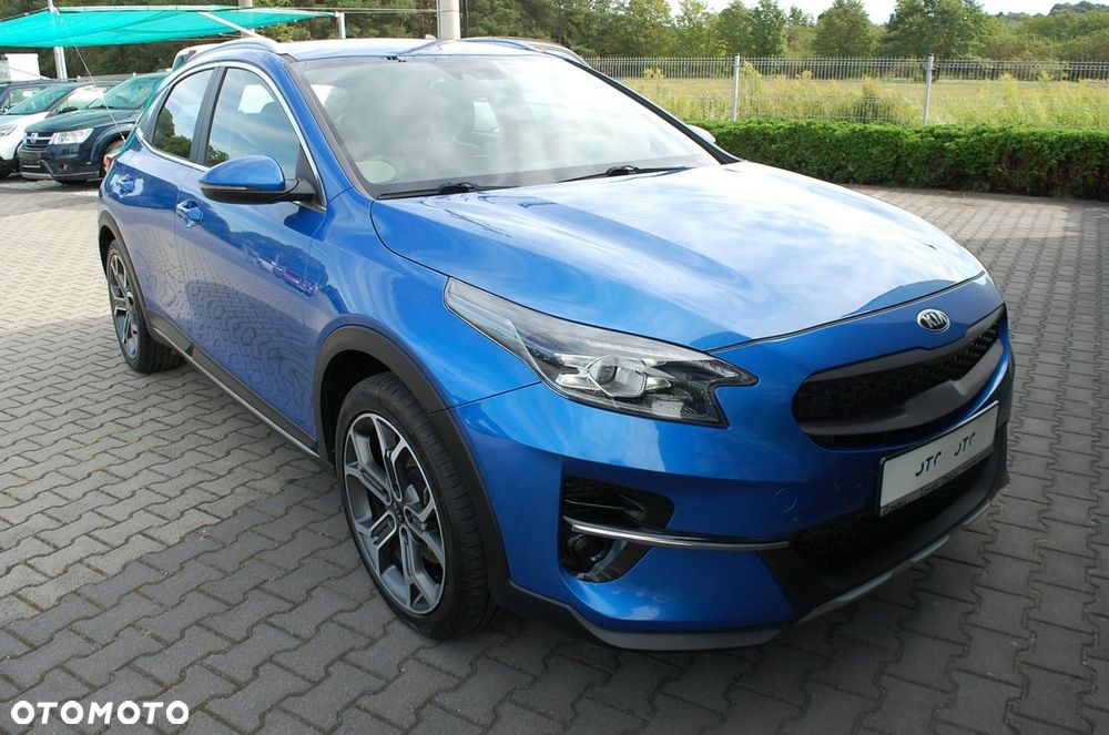 Kia XCeed - 18
