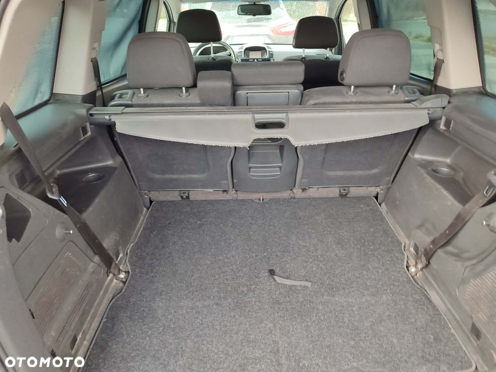 Opel Zafira 1.6 - 7