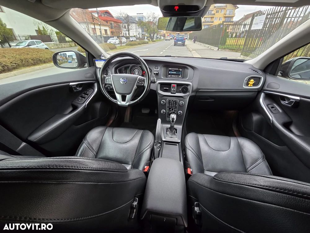 Volvo V40 D2 Aut. Momentum - 7