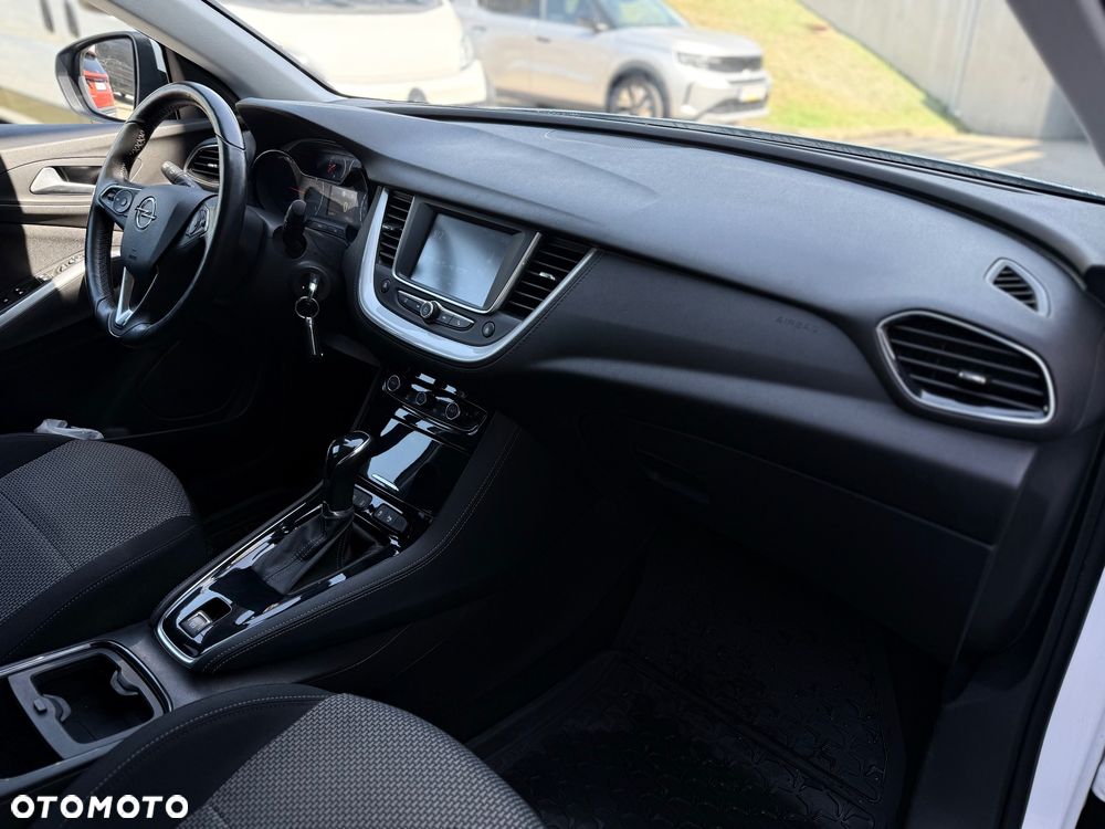Opel Grandland X 1.6 D Start/Stop Automatik Business Edition - 25