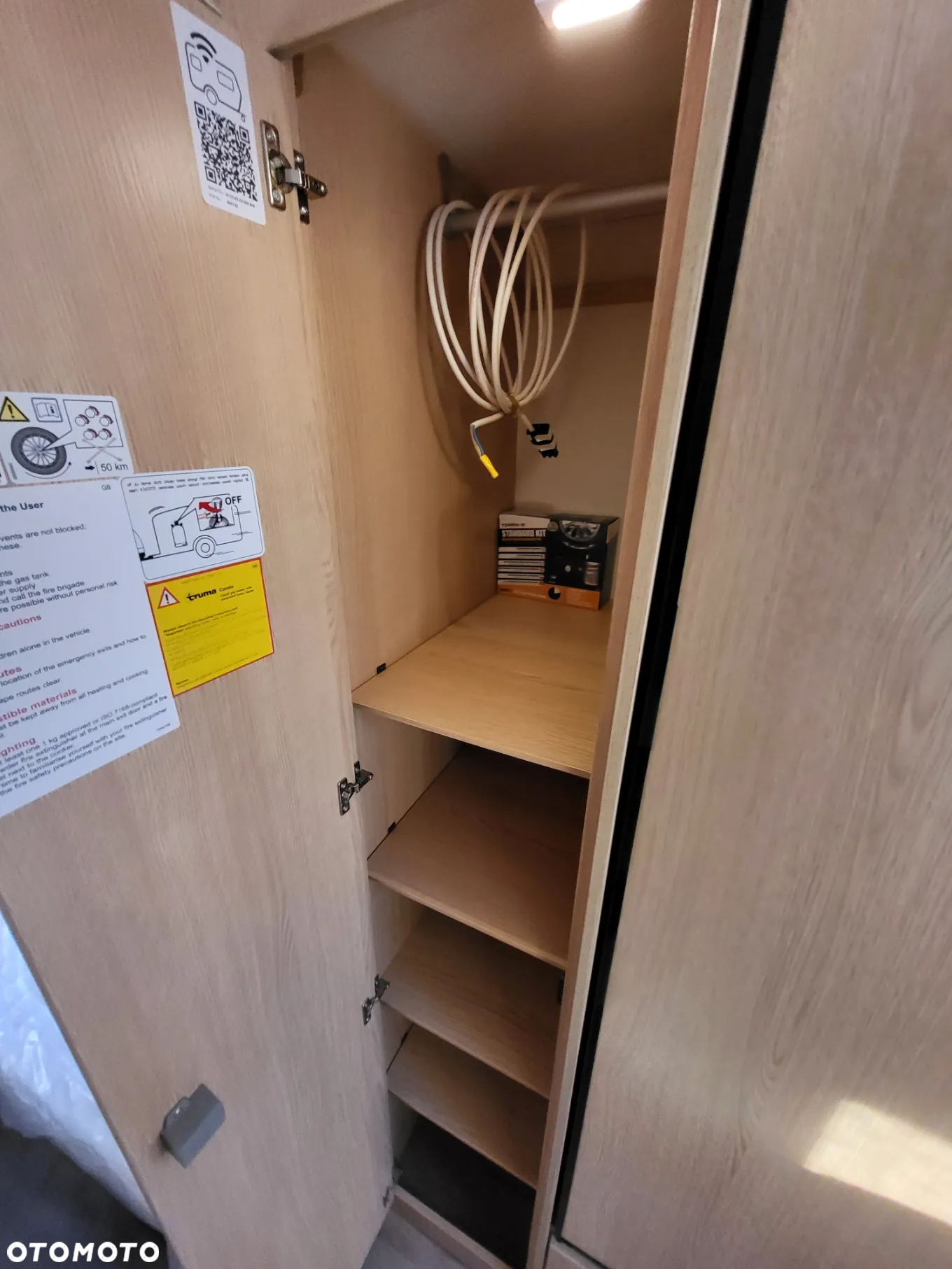 LMC Videro 530 K - duża luksusowa przyczepa - 39