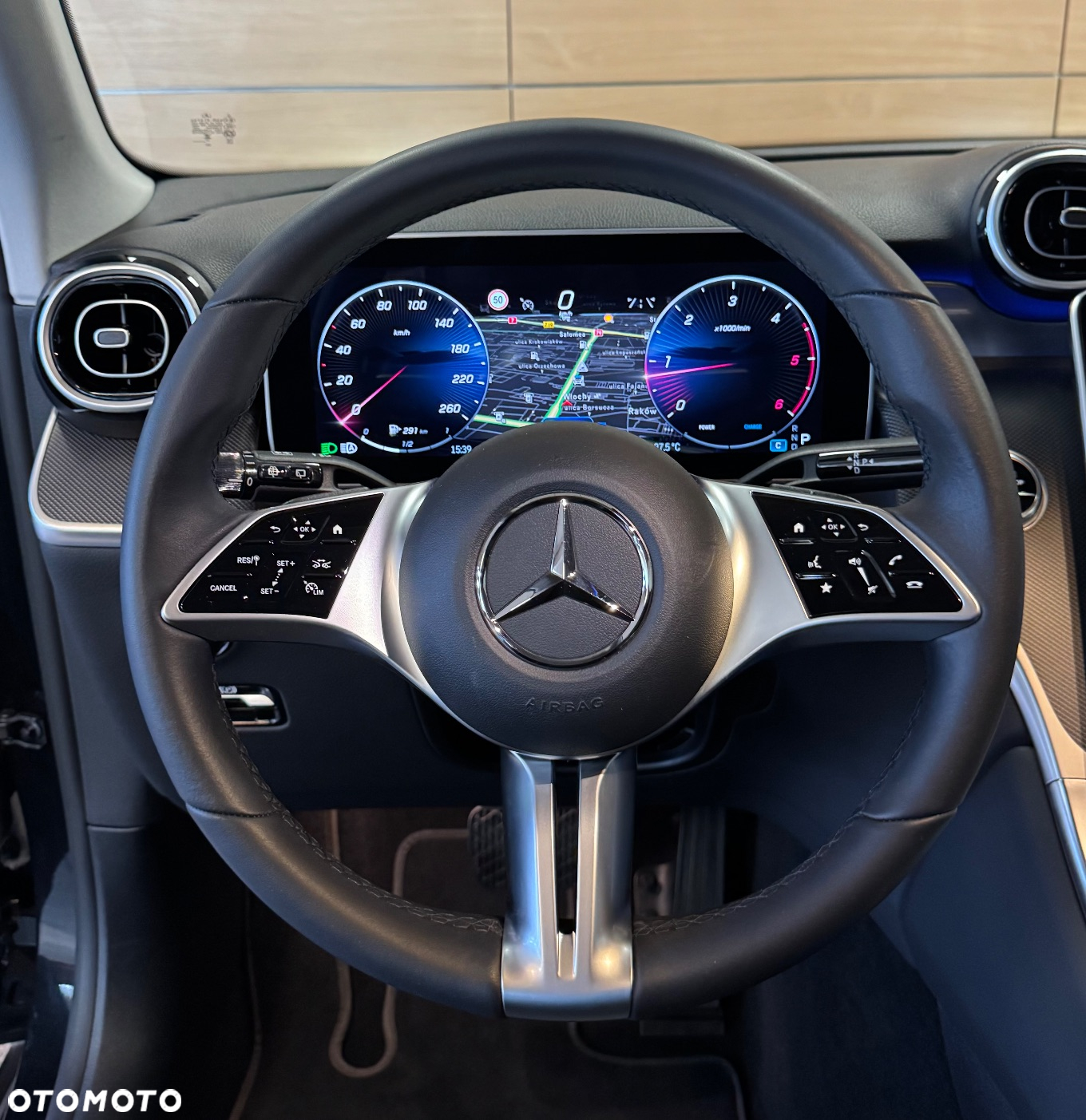 Mercedes-Benz GLC - 20
