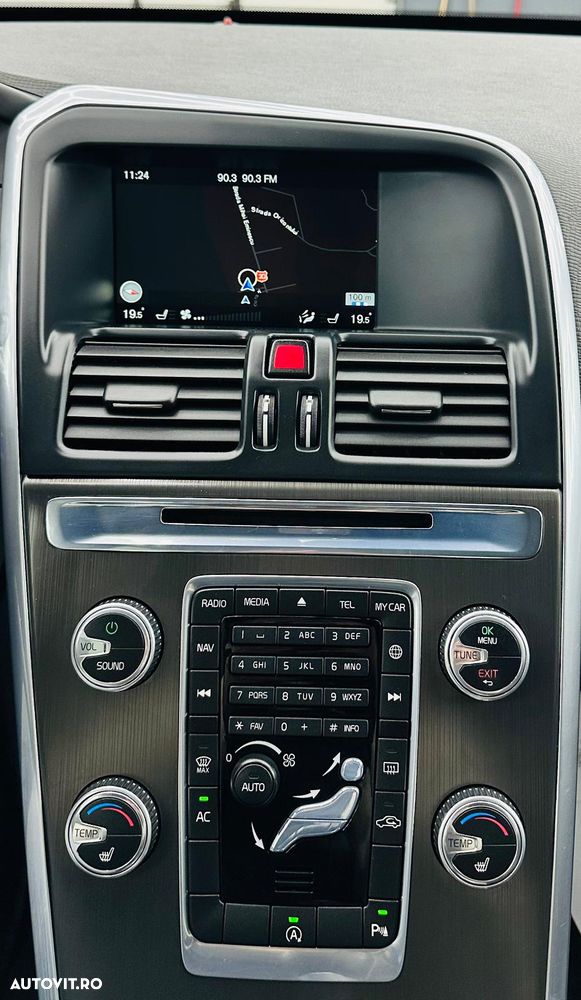 Volvo XC 60 D3 Momentum - 25