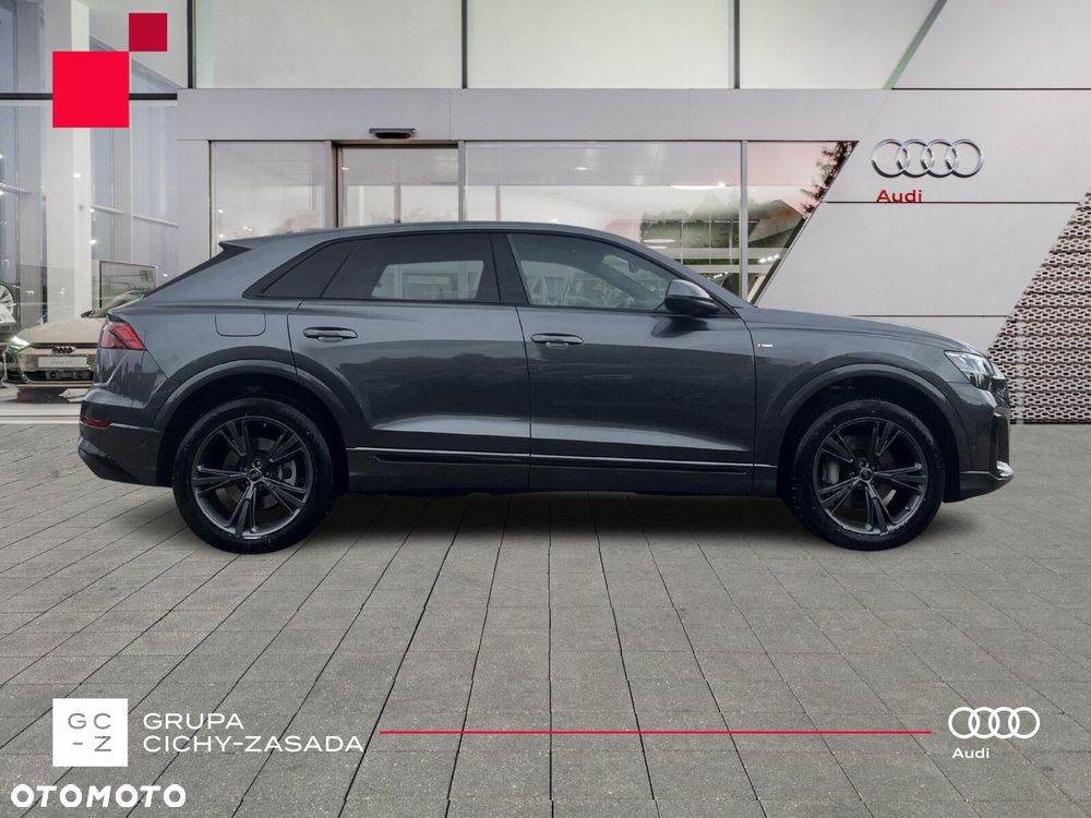 Audi Q8 - 6