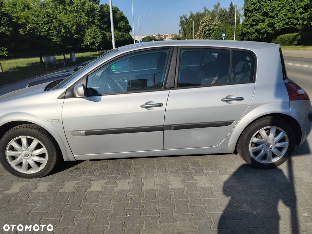 Renault Megane 1.5 dCi Dynamique - 4
