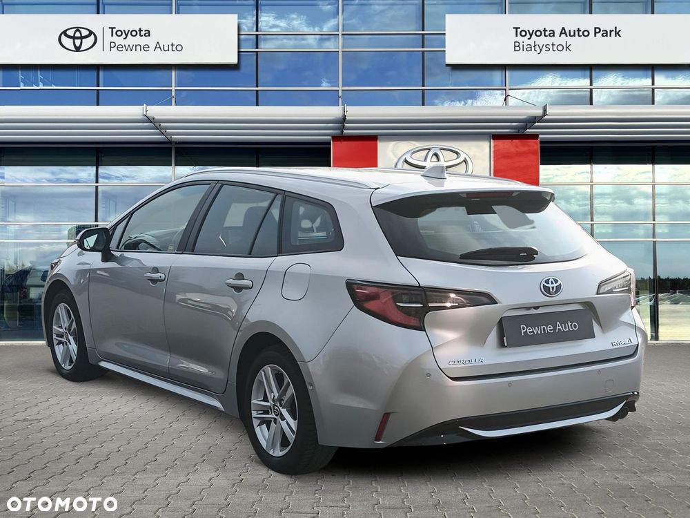 Toyota Corolla 2.0 Hybrid Comfort - 4