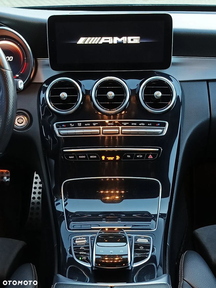 Mercedes-Benz Klasa C 220 d 9G-TRONIC AMG Line - 15