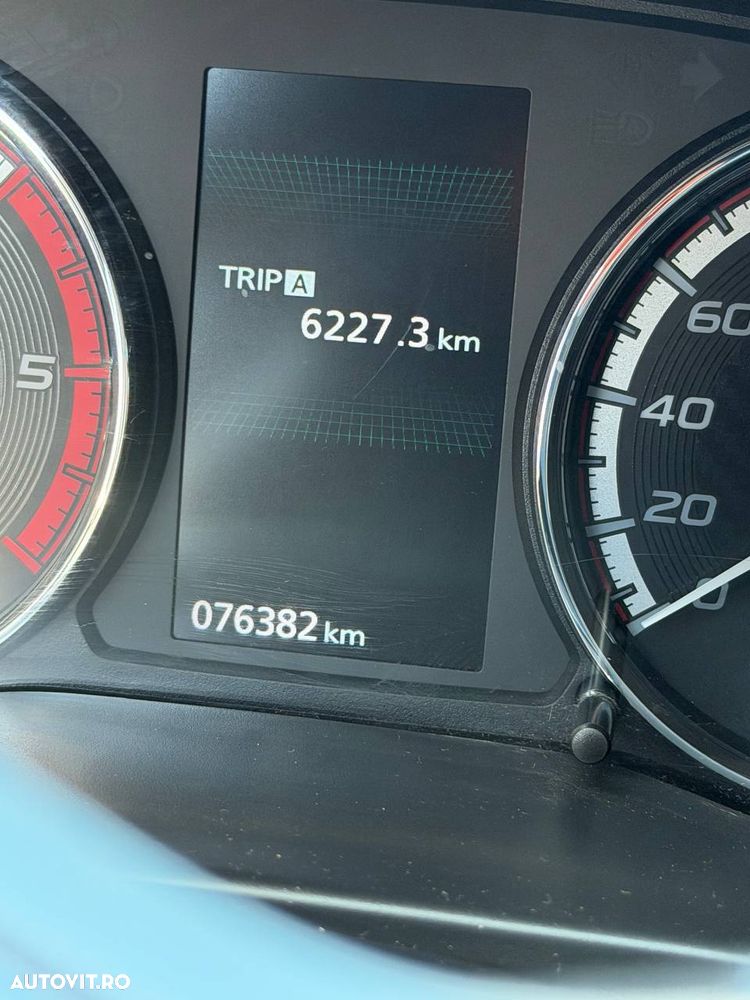 Mitsubishi L200 Double Cab 2.2 DI-D M/T Intense - 7