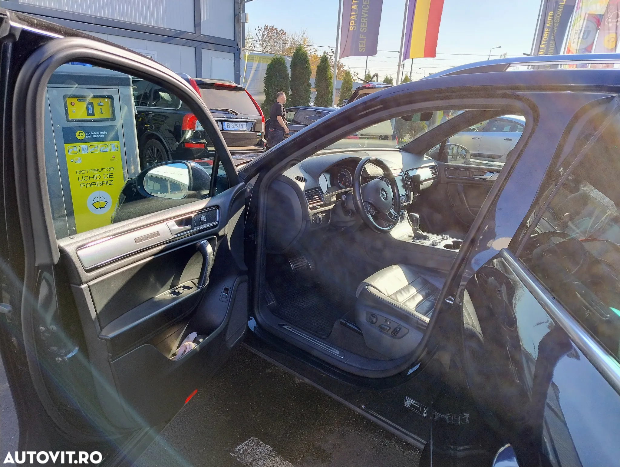 Volkswagen Touareg V6 TDI BMT Supreme Plus - 12