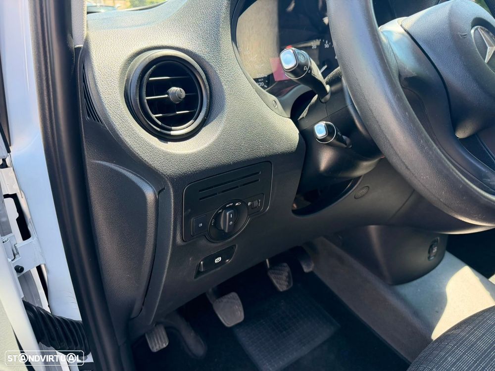 Mercedes-Benz Vito 111 CDi/32 - 28