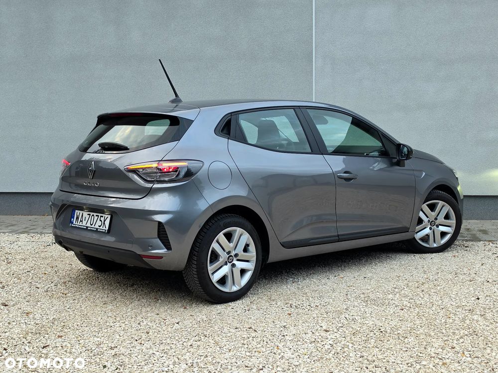 Renault Clio - 15
