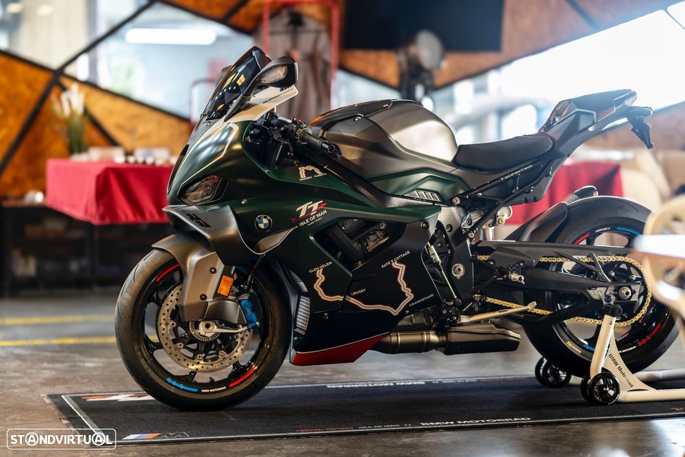 BMW M 1000 RR TT Isle of Man Edition - 3