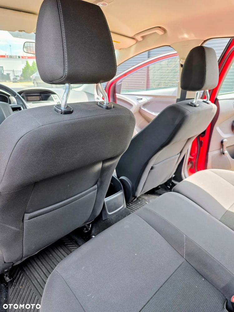 Ford Focus 1.6 Trend - 8