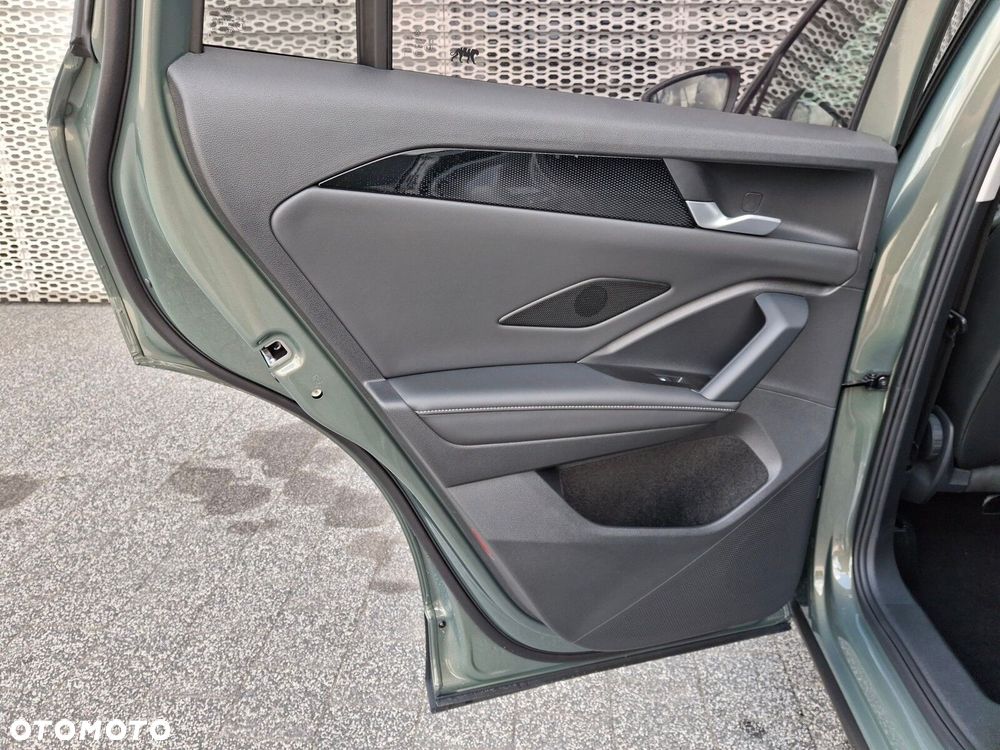 Volkswagen Tiguan - 15