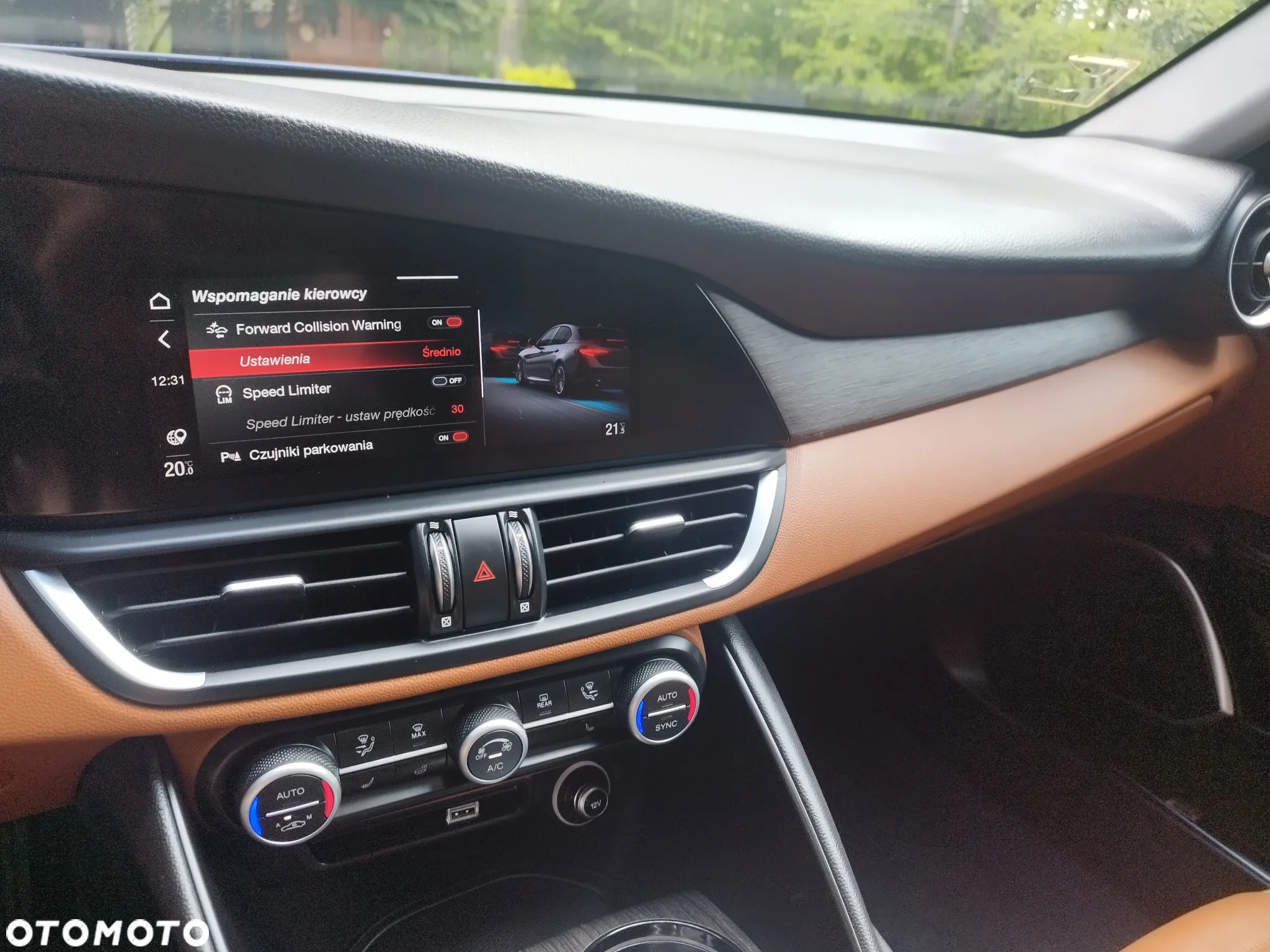 Alfa Romeo Giulia 2.0 Turbo TI Q4 - 12