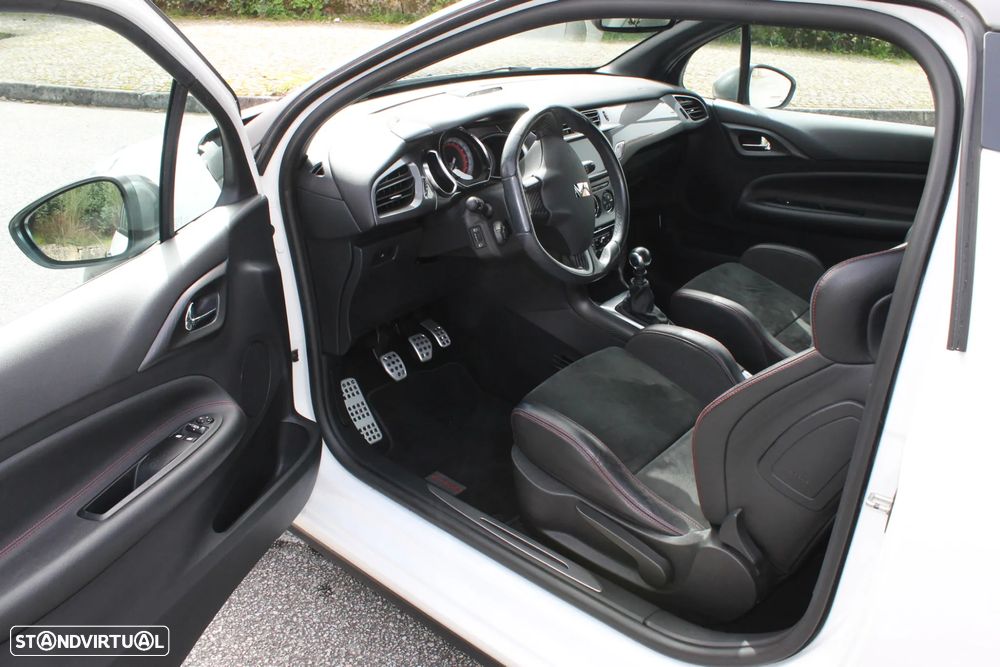 Citroën DS3 1.6 THP Racing - 19