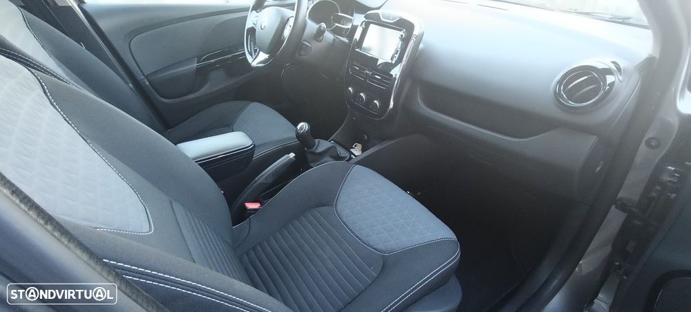 Renault Clio 1.5 dCi Dynamique S - 6